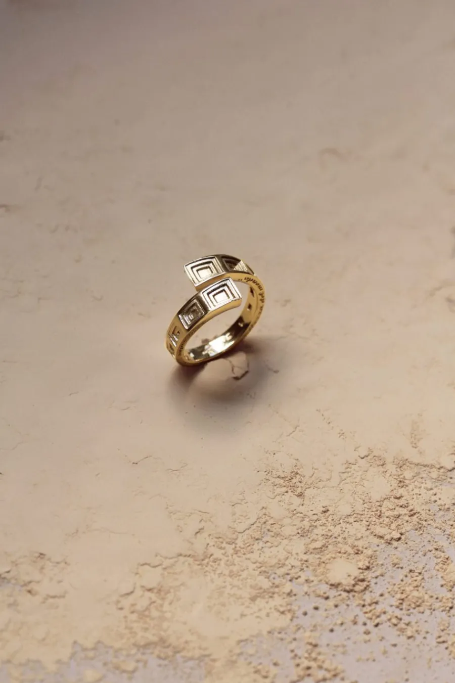 anello_pantheon_in_argent_9.webp Clearance Anello Pantheon in Argento 925 Placcato Oro Anelli | Gemelli