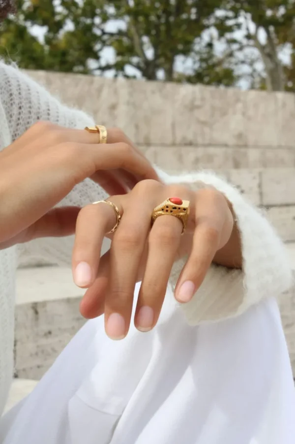 Hot Anello Villa Malaparte in Argento con Corallo Anelli