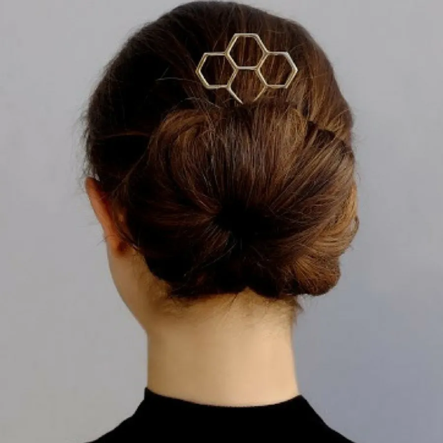 fermaglio_hexagon_bronzo__1.webp Online Fermaglio Hexagon Bronzo Placcato Oro Accessori Per Capelli
